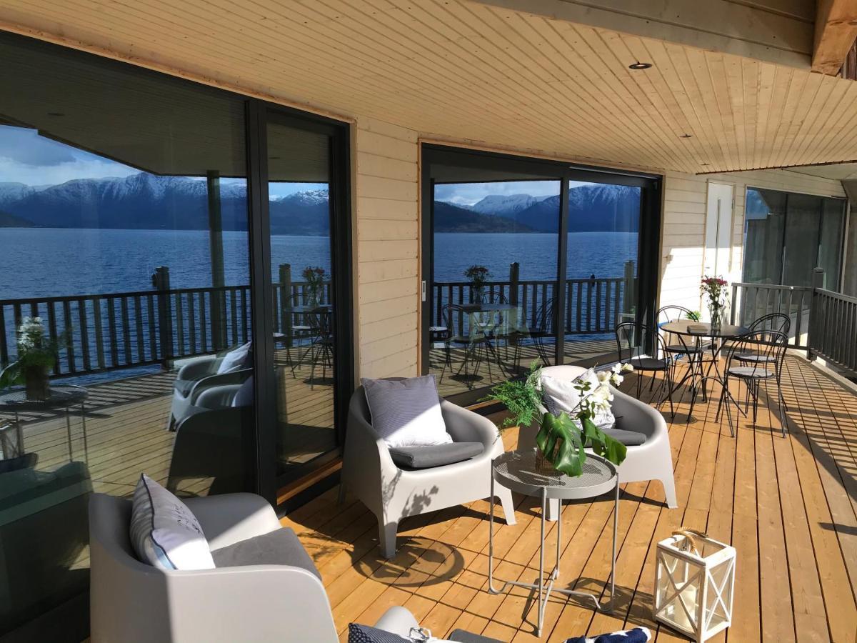 Panoramaresort In Hardangerfjorden Leilighet I Sjokanten Ved Hardangerfjorden For 7 Personer Boat , Sauna,Kajak, Sup For Rent Oystese Ngoại thất bức ảnh
